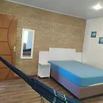 Cobertura na Enseada a 80 m da areia